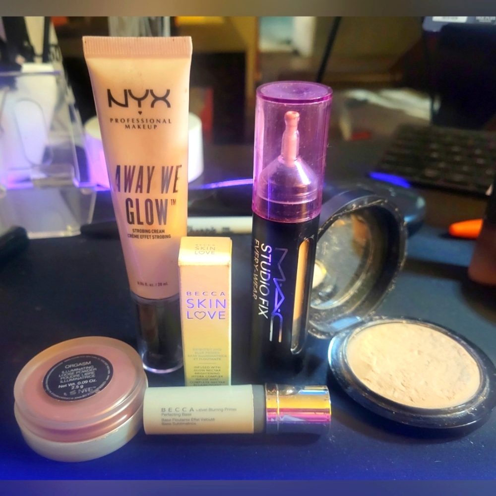 Makeup Bundle For Shade Light/ Med